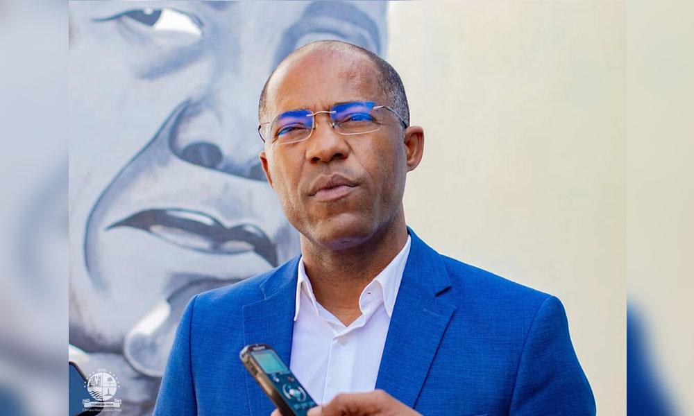 Francisco Carvalho Apresenta-se ao Eleitorado de São Vicente